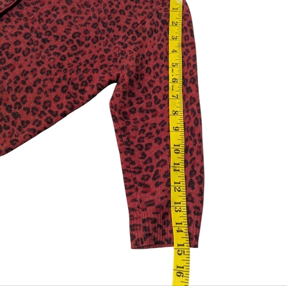 AC Autumn Cashmere Cardigan Cropped Red Cheetah Sweater 3/4 Sleeve M Mob Wife - Picture 8 of 8
